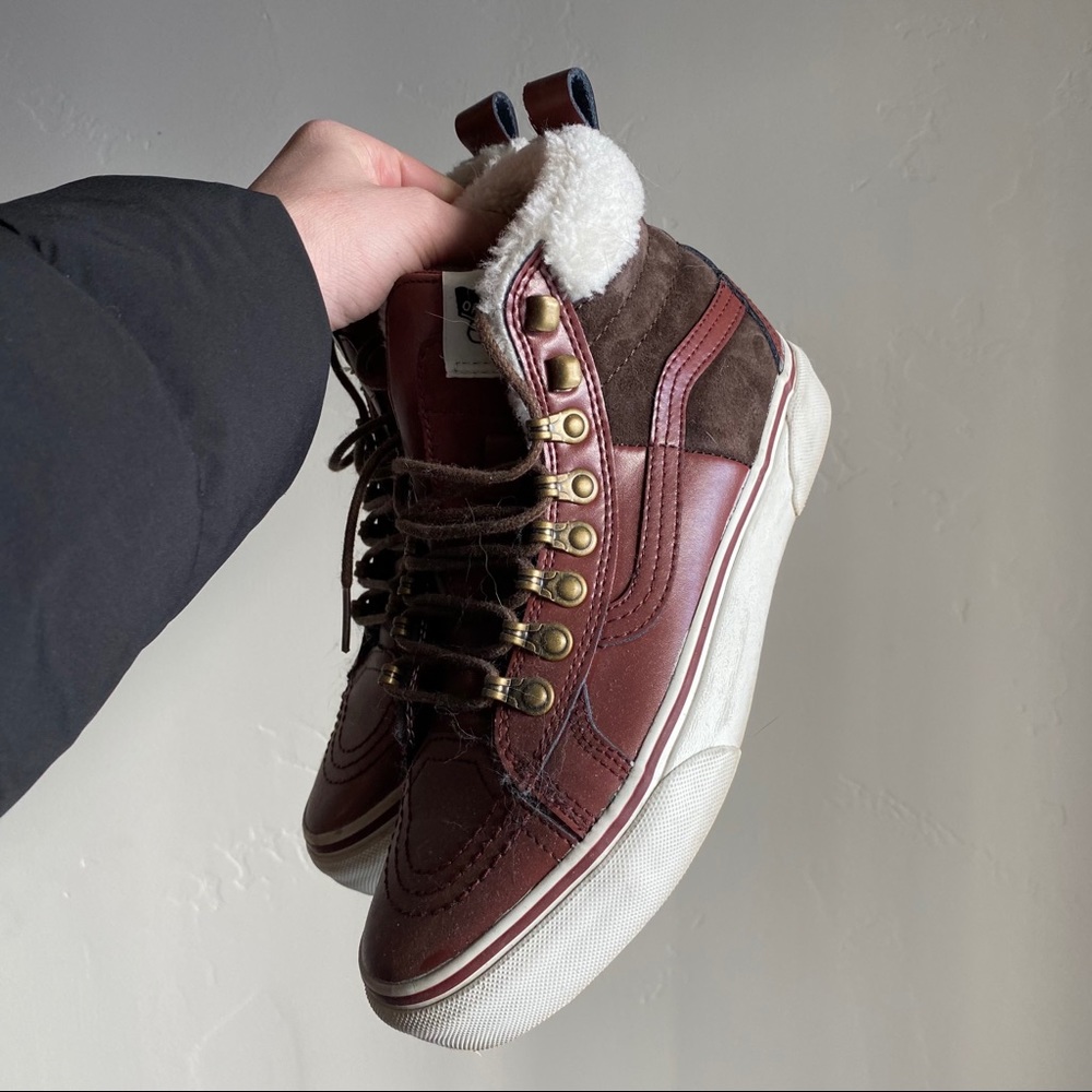 Vans MTE Leather and Suede - LIGHTLY USED